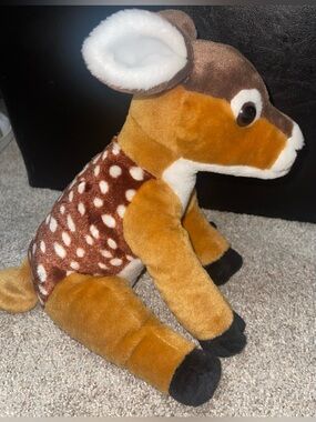 Wild Republic Cuddlekins Fawn deer spotted plush stuffed animal